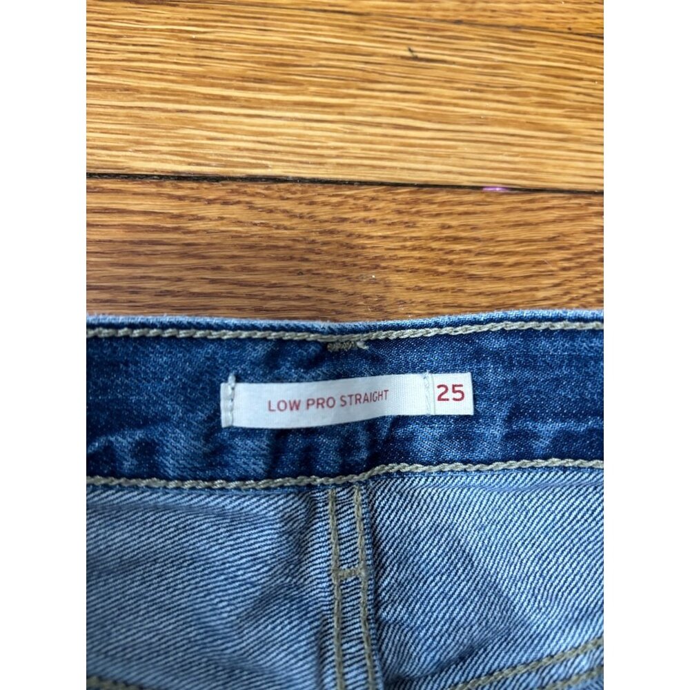Levi's Womens Low Pro Straight Jeans Size 25 Blue Distressed Dark Wash Denim - Picture 3 of 7